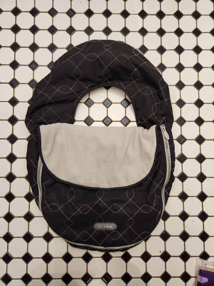 JJ Cole infant car seat cover ❄️ thumbnail
