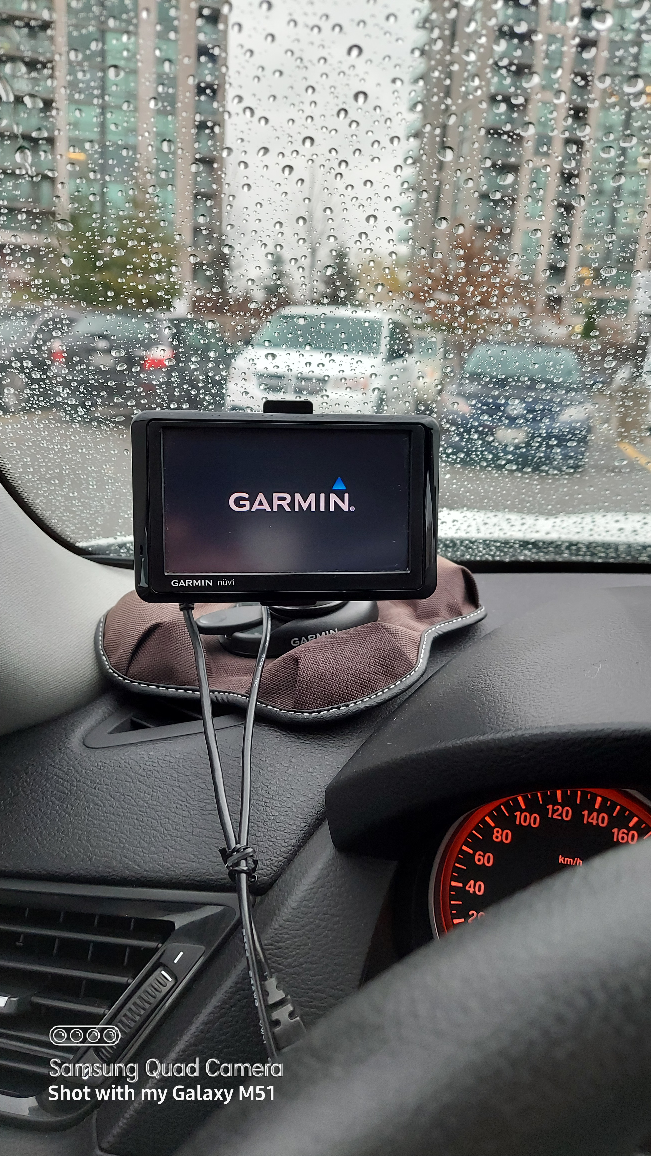 Garmin Nuvi GPS <1390> - photo 3