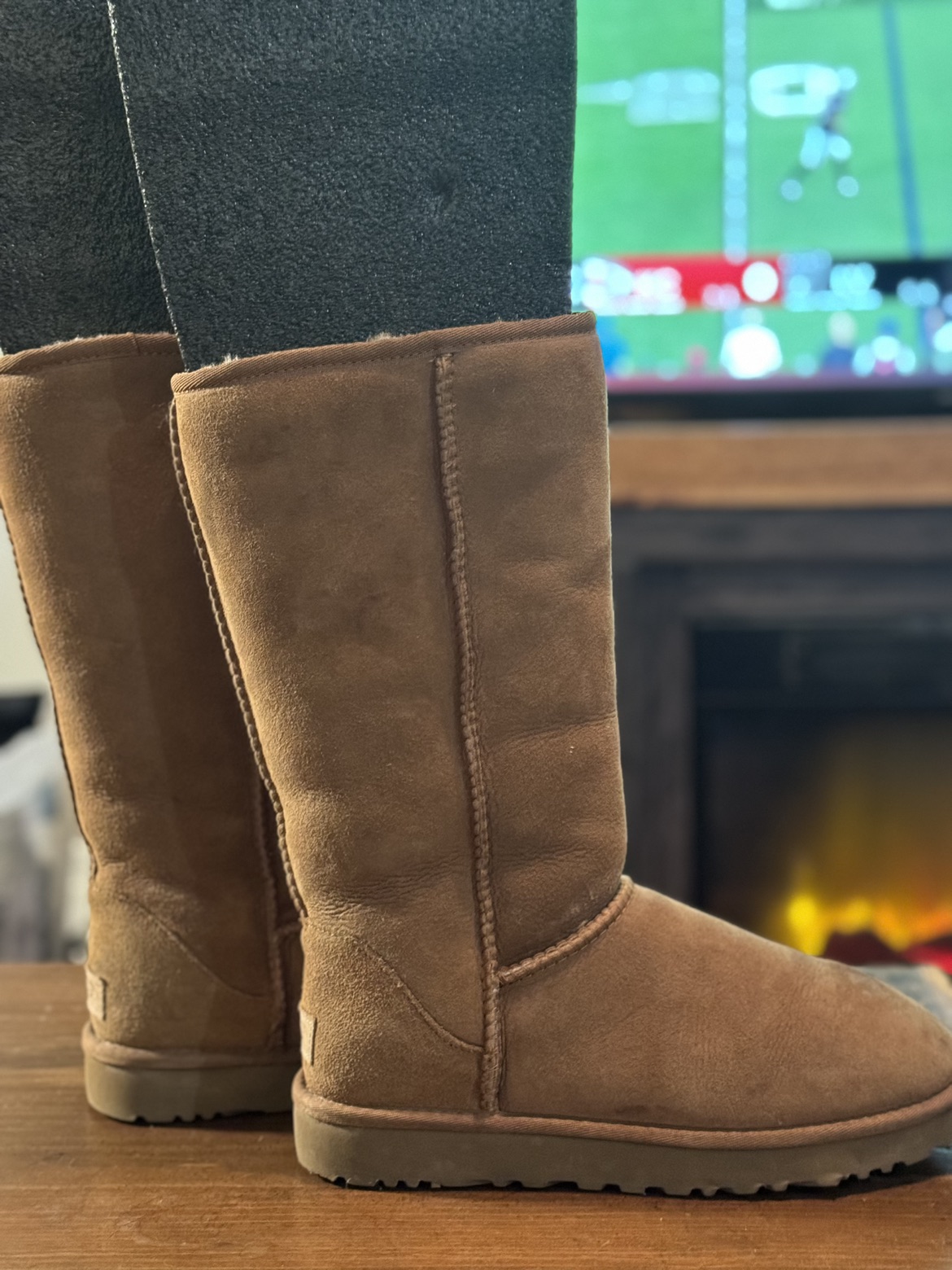 UGG Womens Size 8 Mid-Calf Boots - photo 4