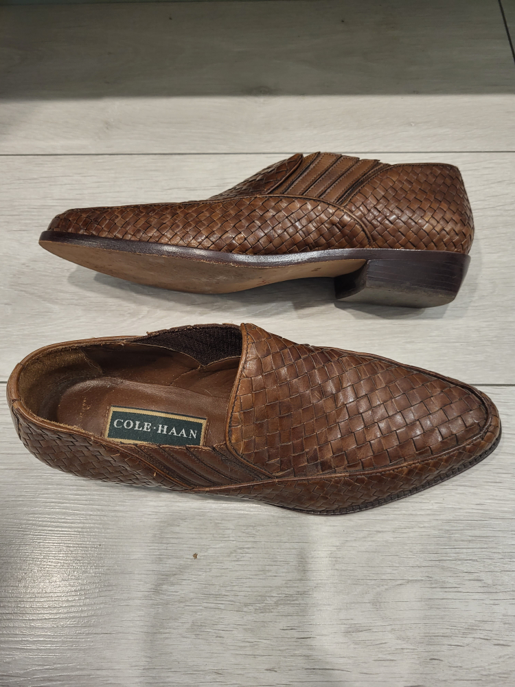 brown leather loafer -cole haan