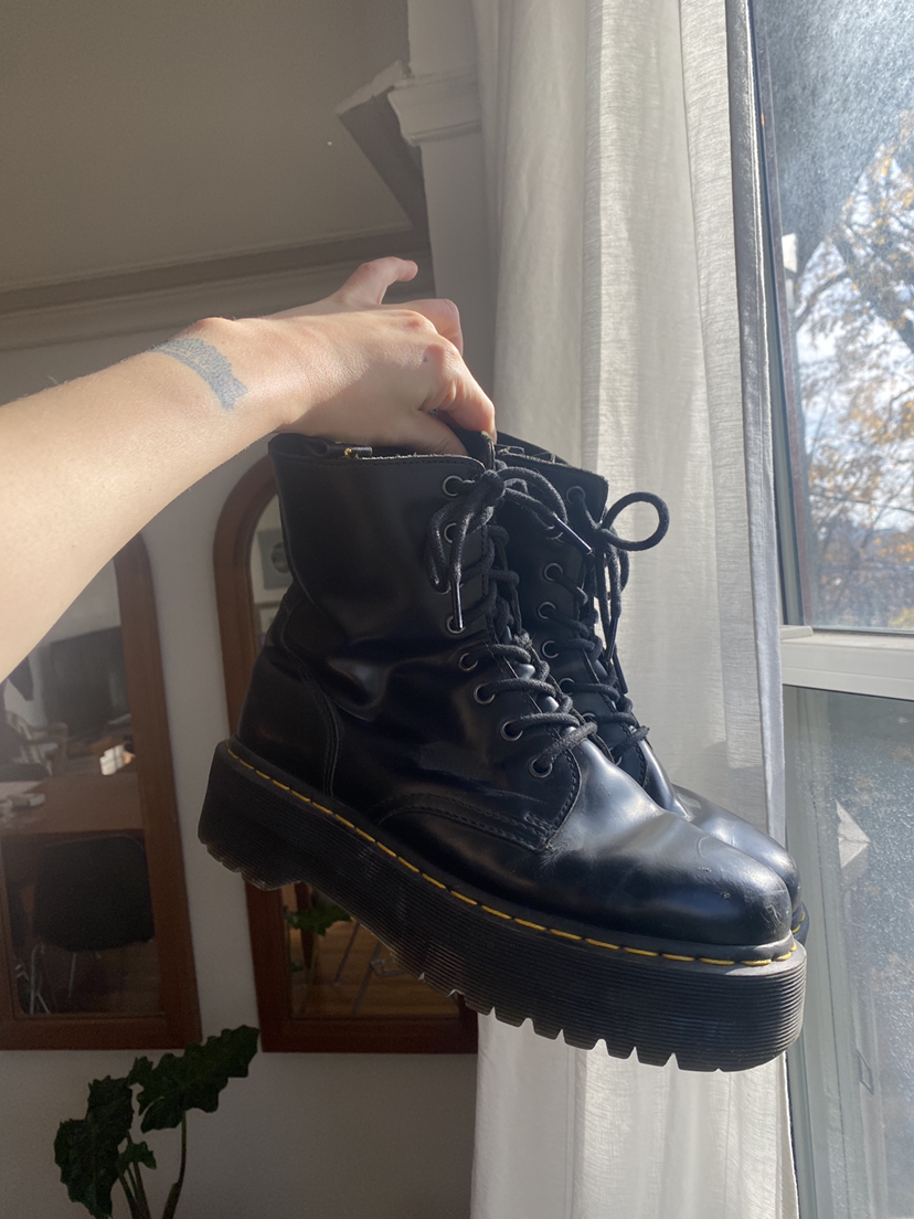 Doc Marten Jadon Platform boots thumbnail