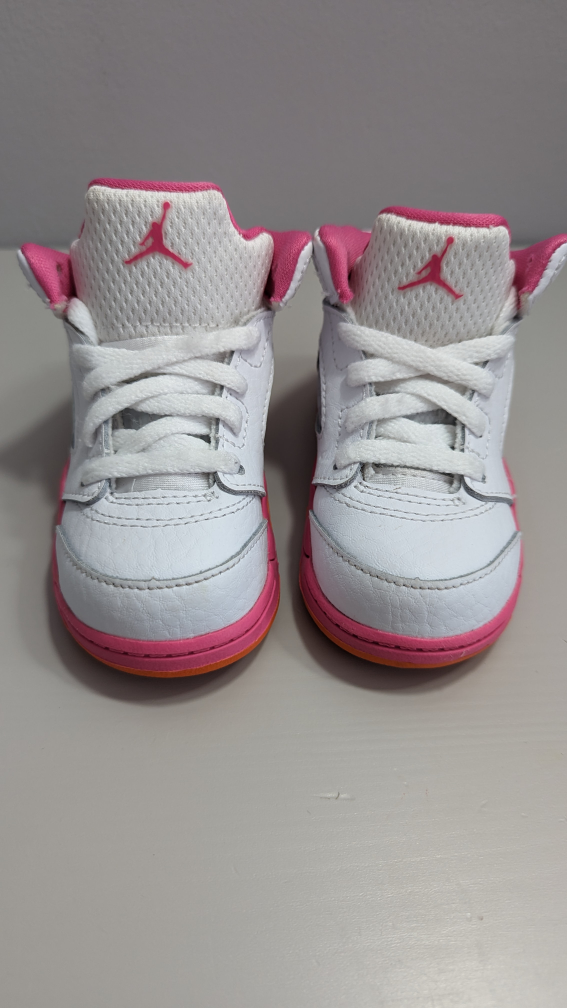Toddler girl Jordan running shoes size 5.5 - photo 2
