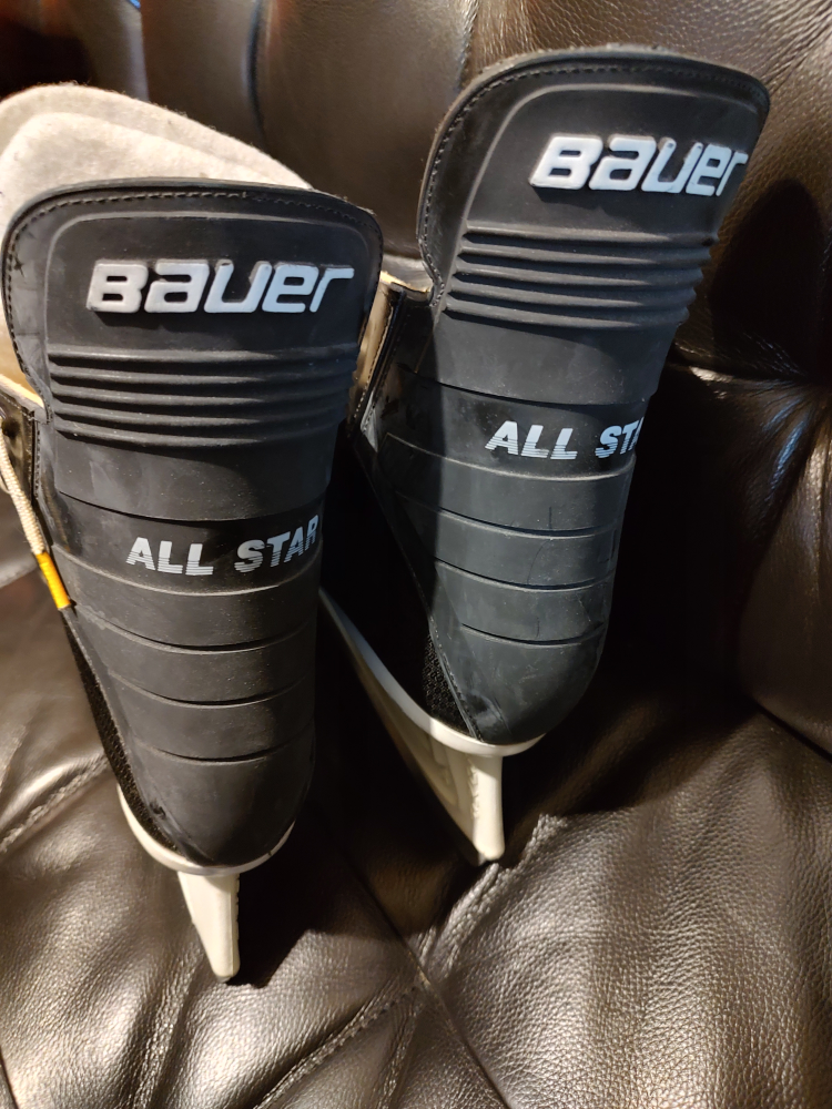 🏒 Bauer hockey skates size 11 image indicator(2)