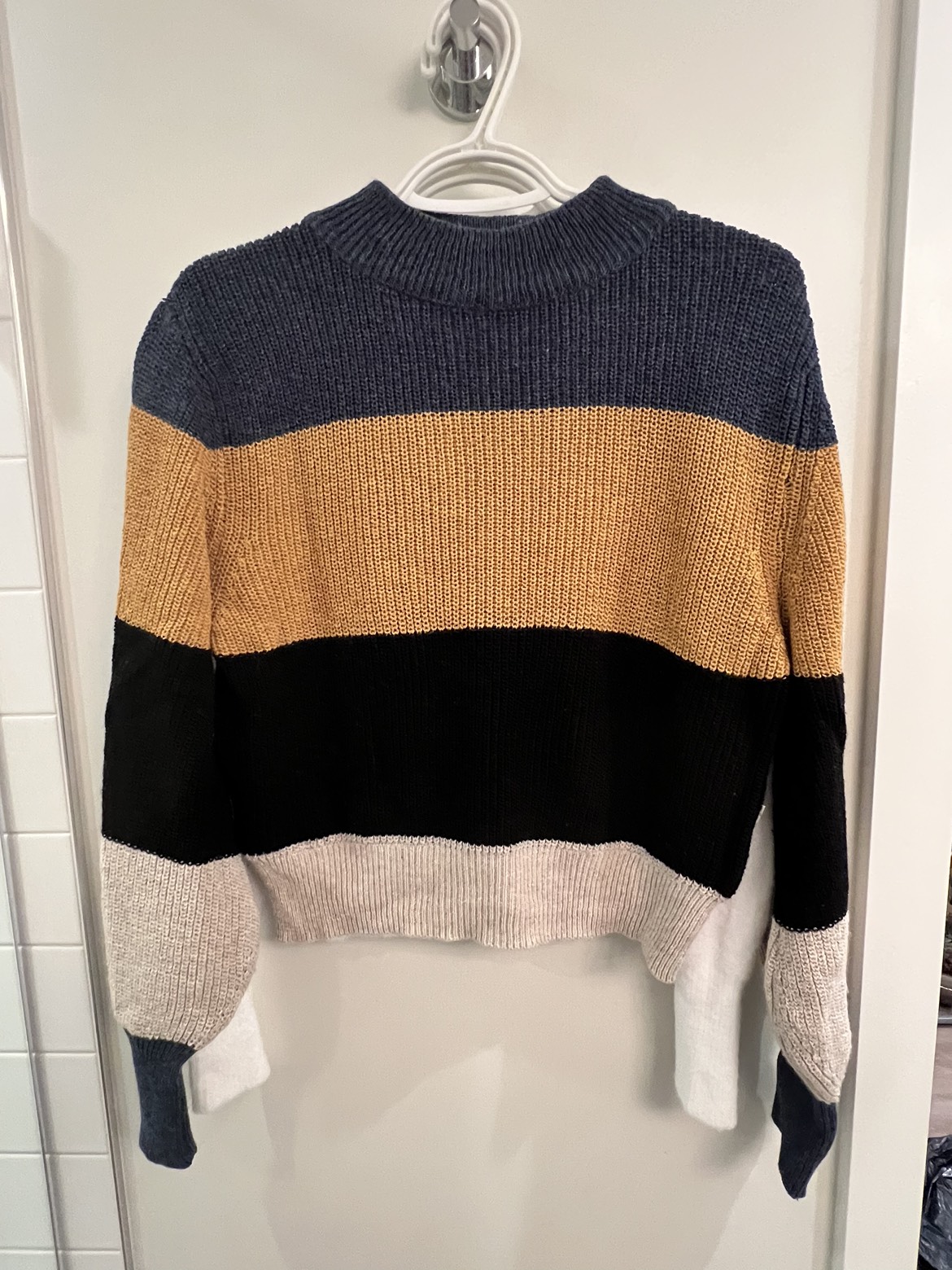Women’s sweater