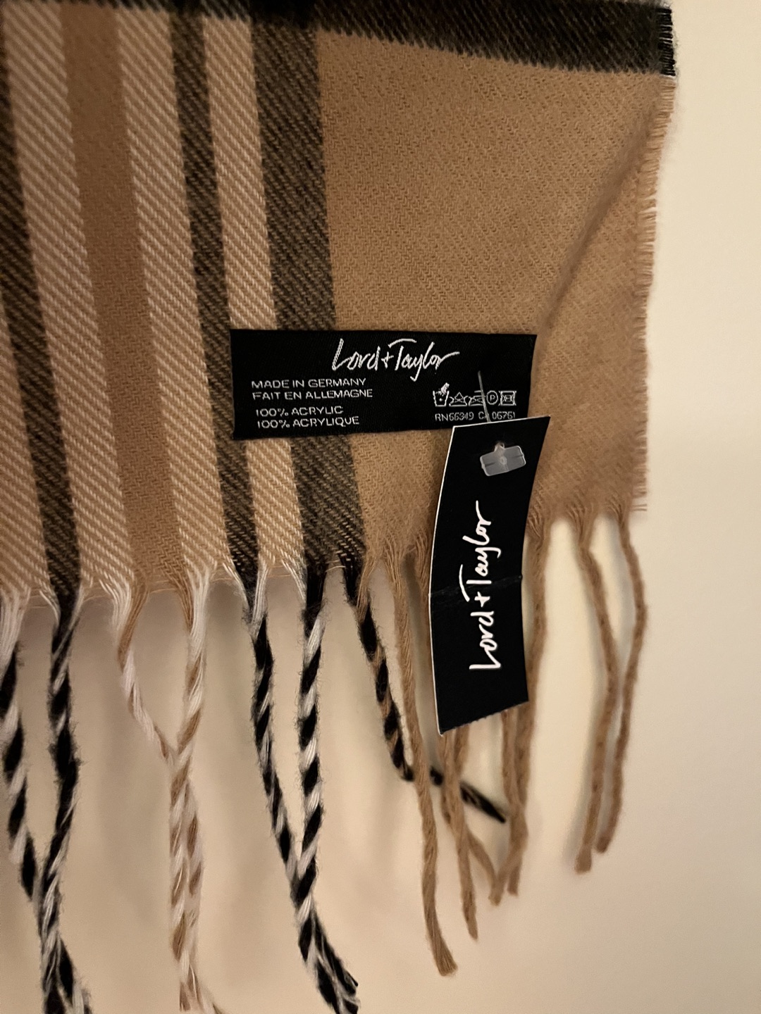 Ladies scarf (NWT) - photo 2