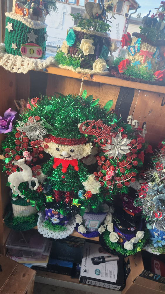 hand made wreath thumbnail