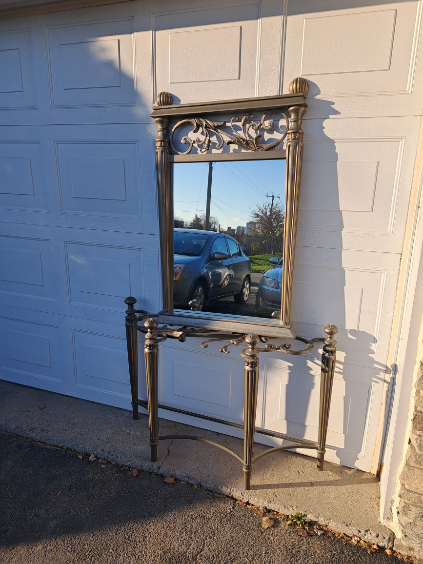 Hallway mirror and console table - photo 2