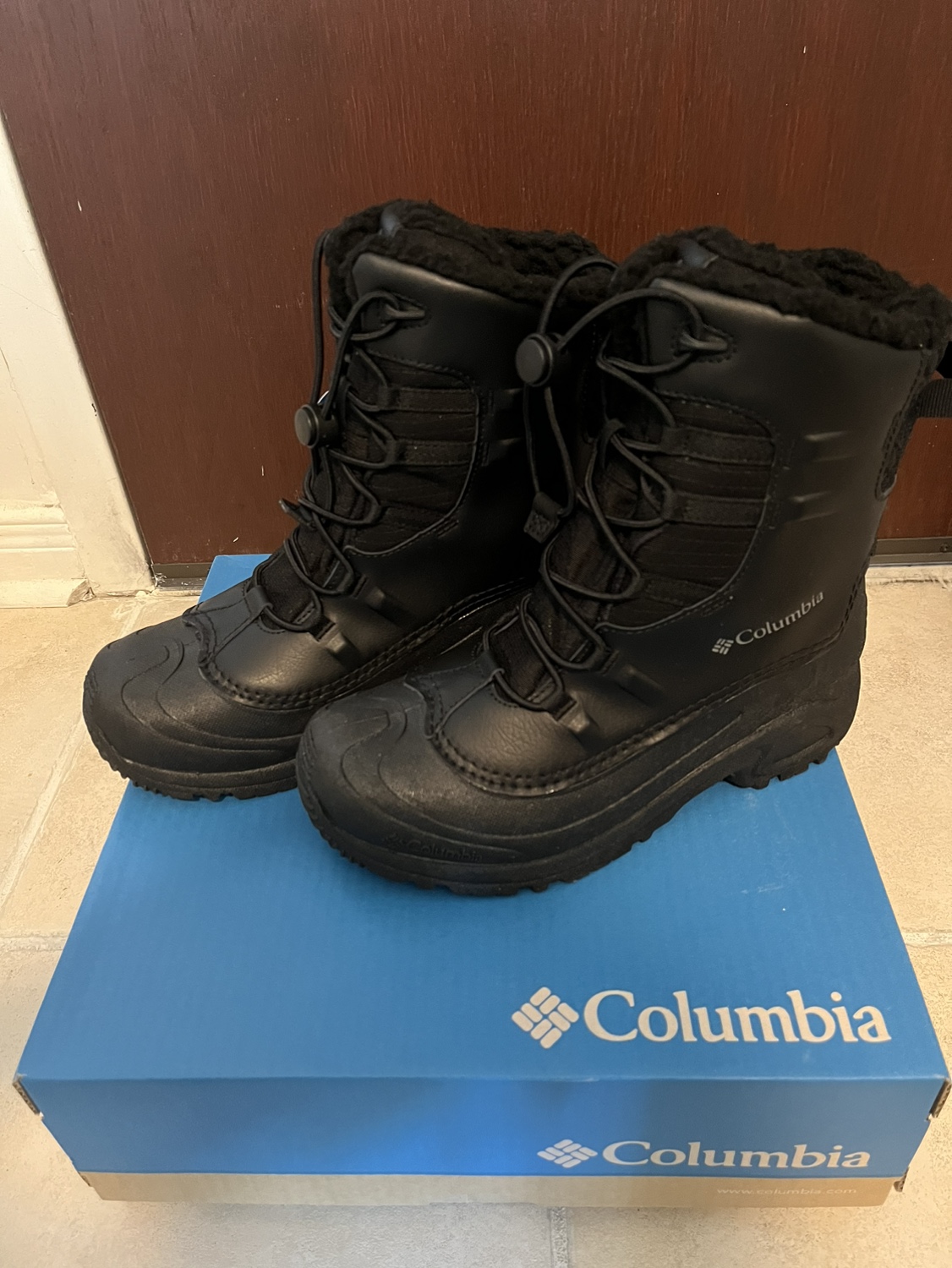 New Unisex Columbia Winter Boots (Youth/ Women) image indicator(2)