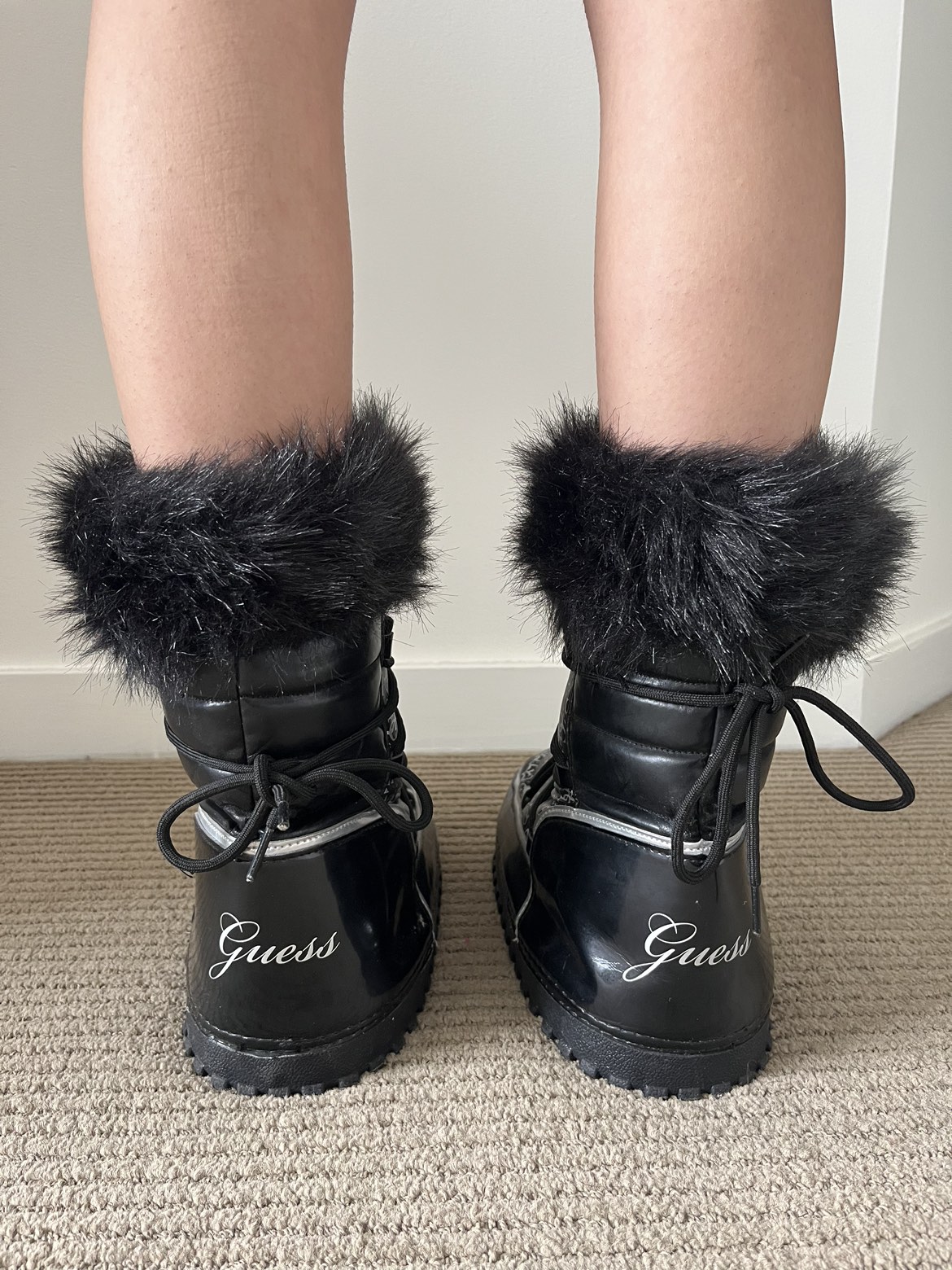 Guess Snow Boots image indicator(2)