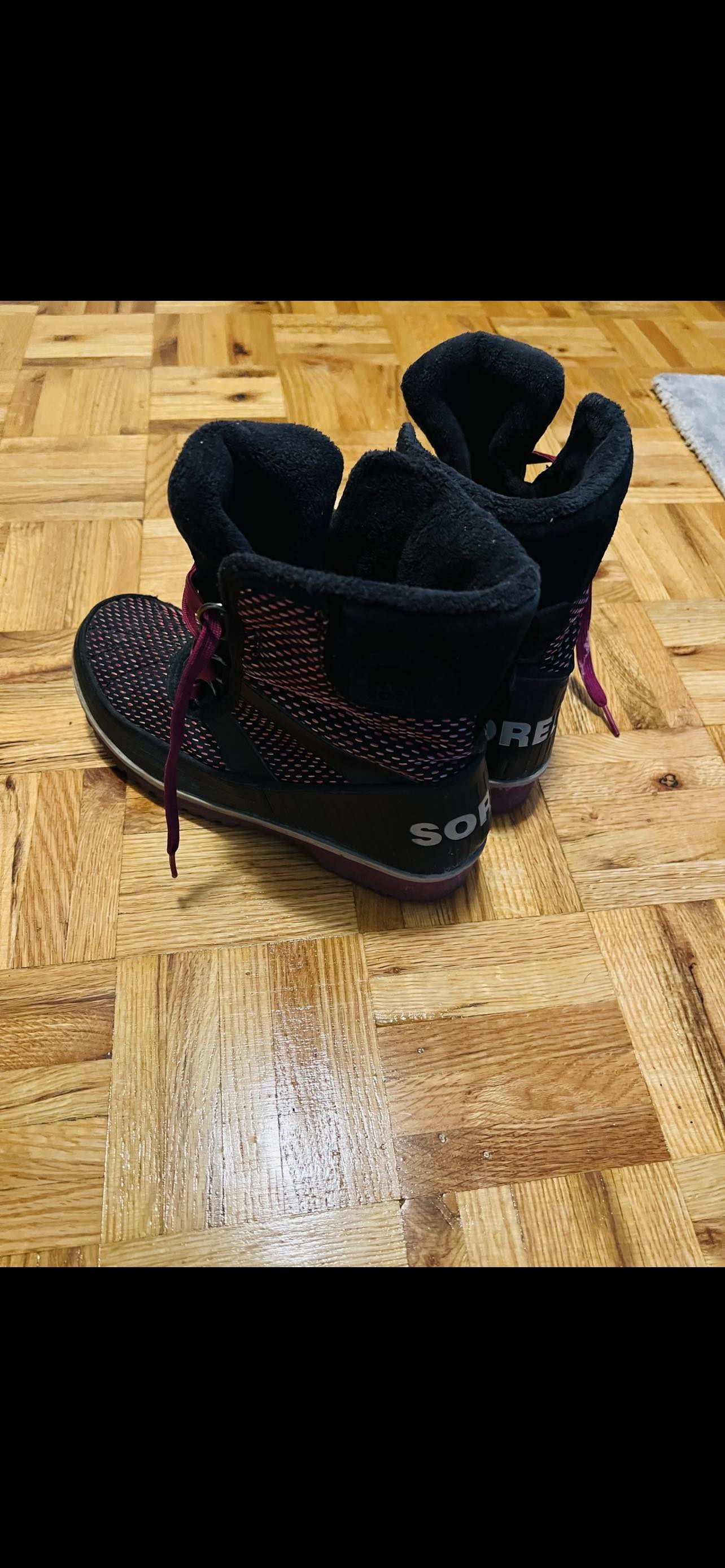 Sorel winter boots image indicator(2)