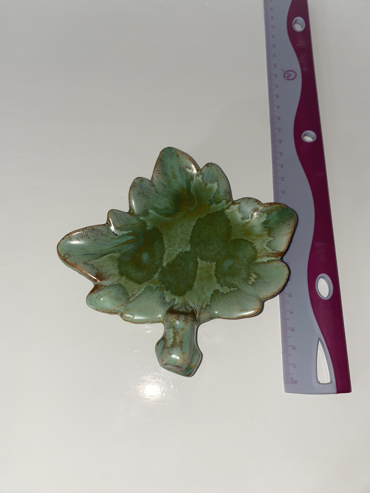 Vintage Huronia Pottery Made In Canada Green Maple Leaf Dish image indicator(3)