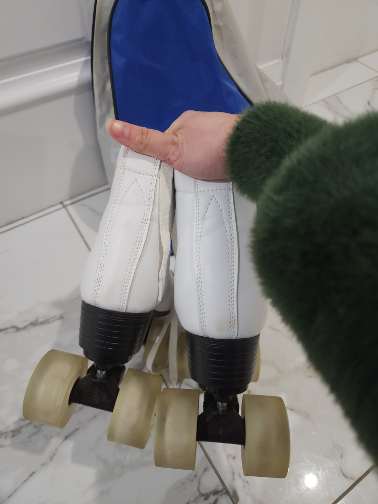 Roller Skates size 8 - photo 3