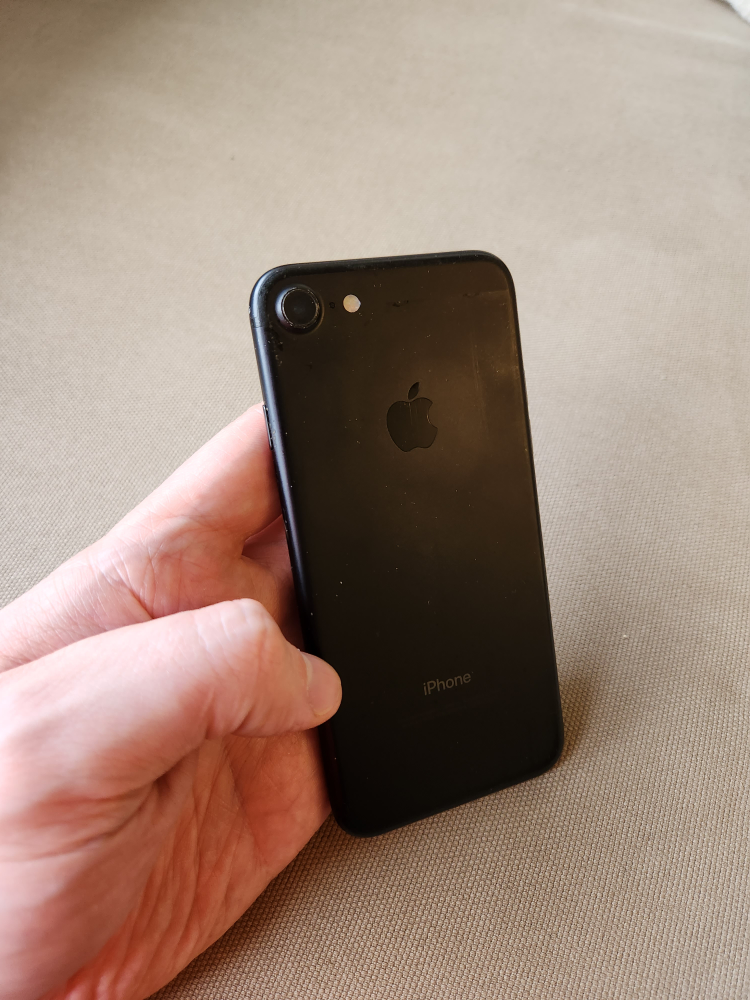 iPhone 7 256 GB black matt - photo 2
