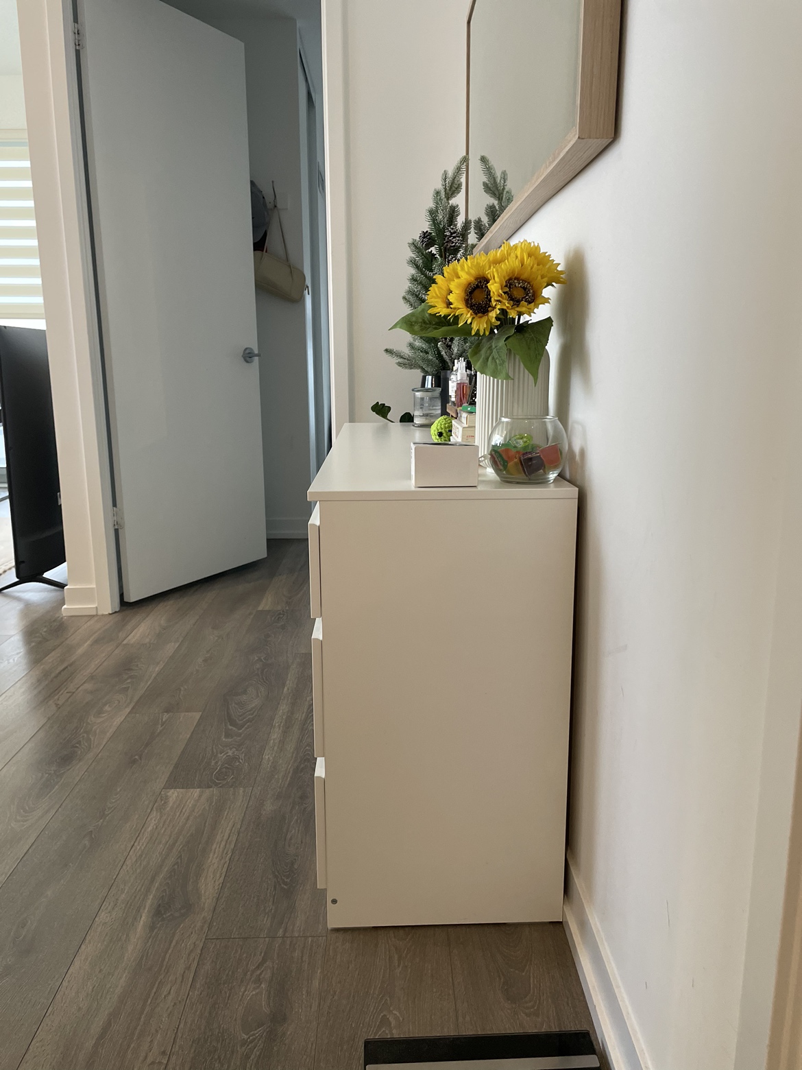 Ikea white dresser - photo 3
