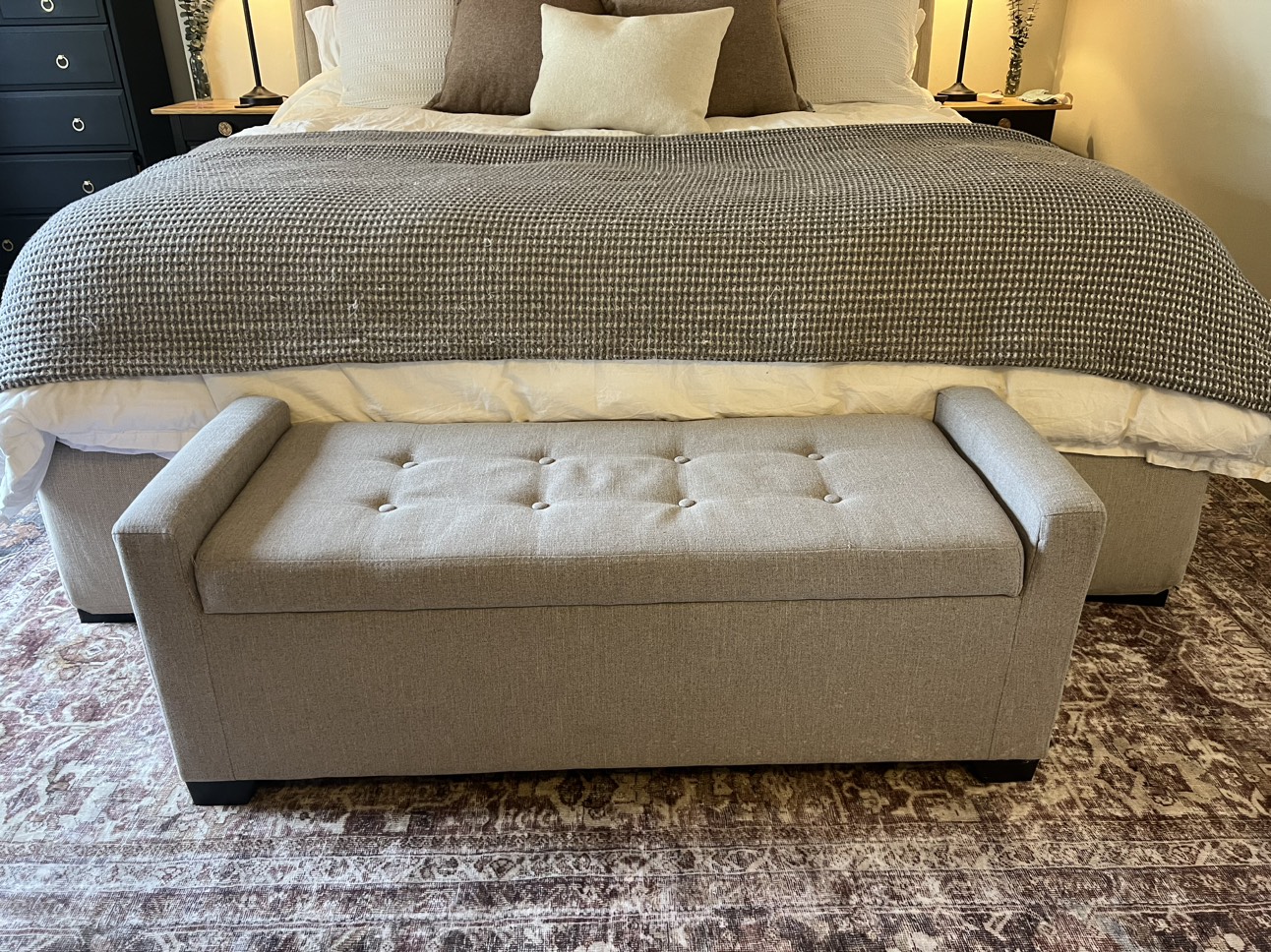 Accent bench