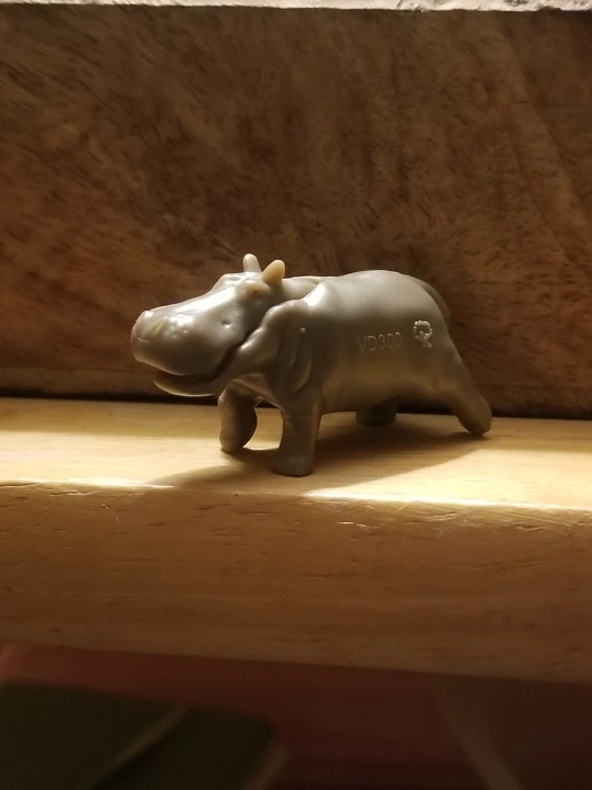 Tiny Hippo Toy #freecycle thumbnail