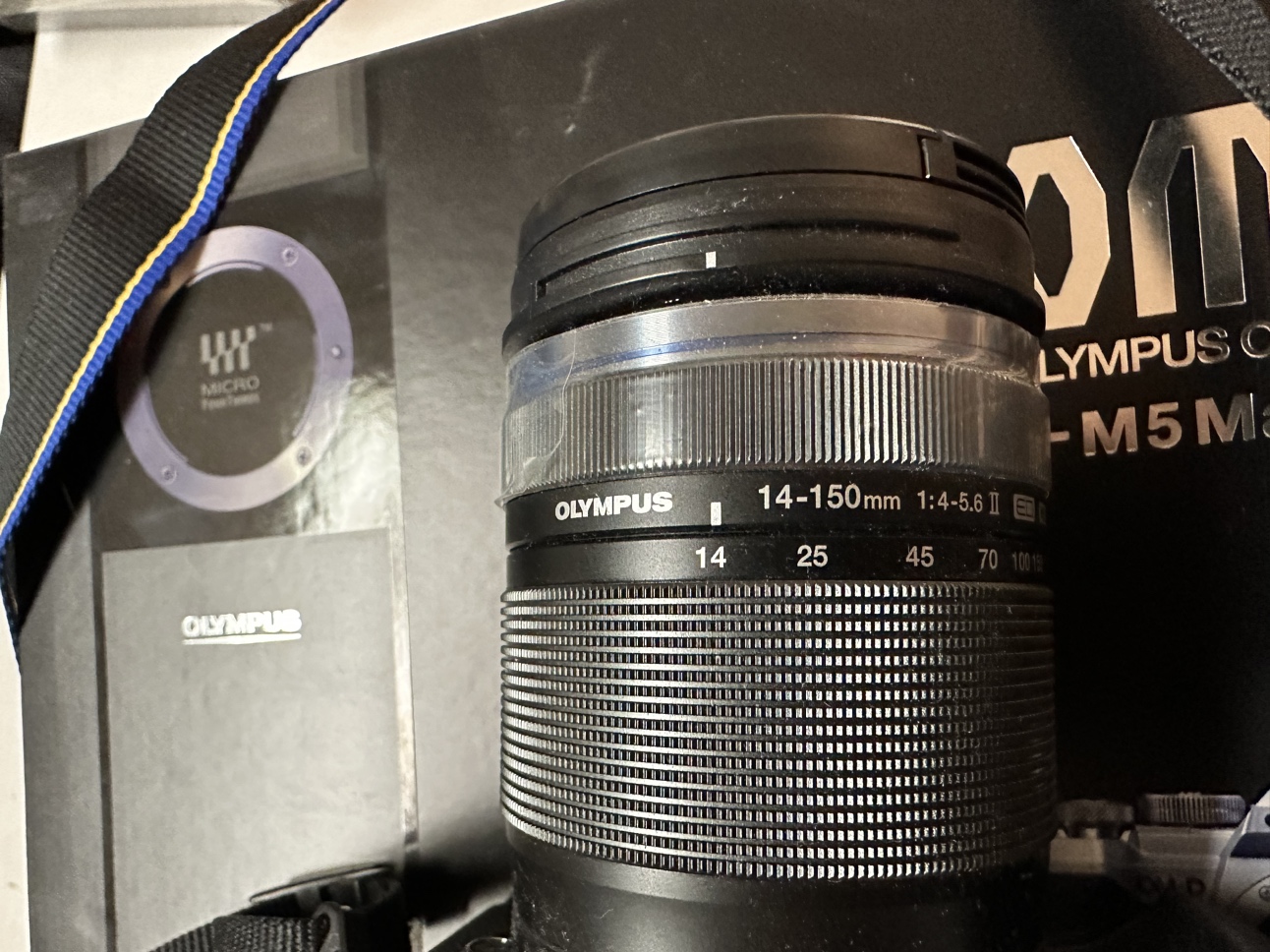 Olympus OM-D E-M5 Markiii - photo 3