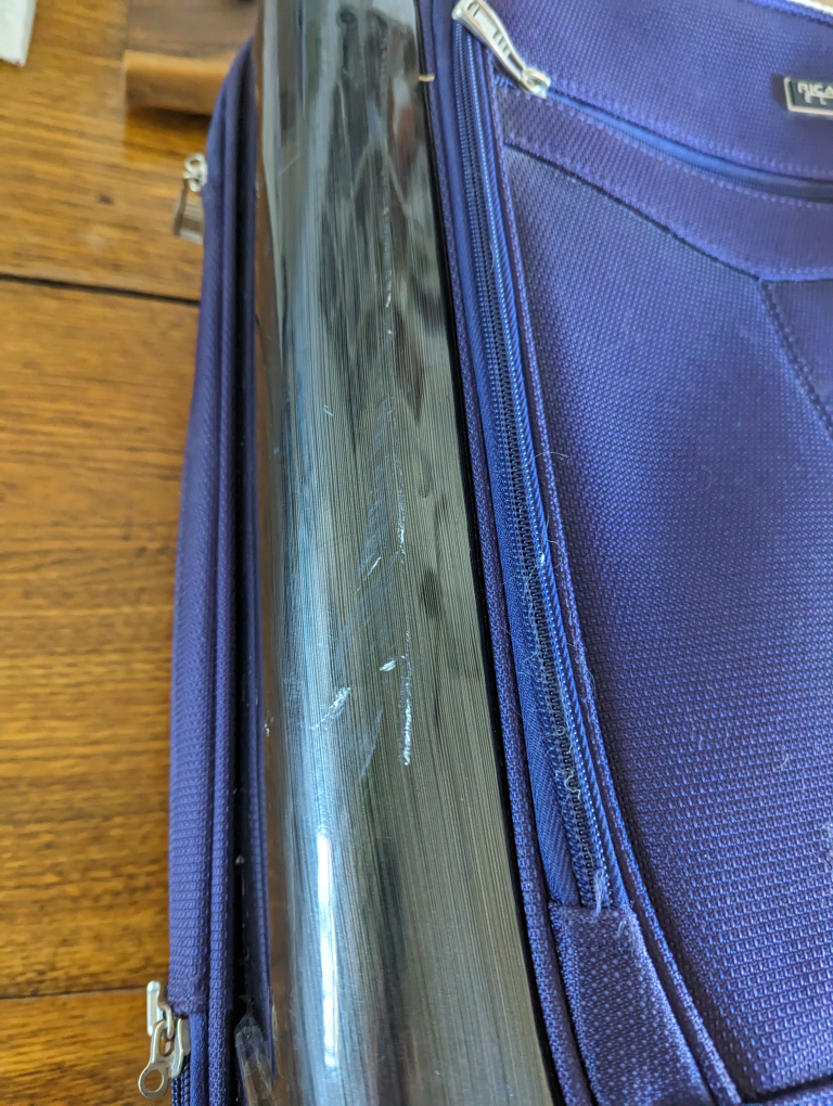 Hardshell Suitcase - photo 2