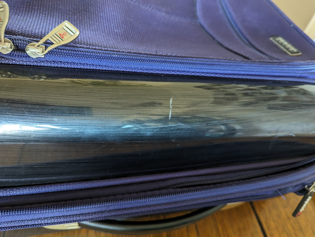 Hardshell Suitcase - photo 3