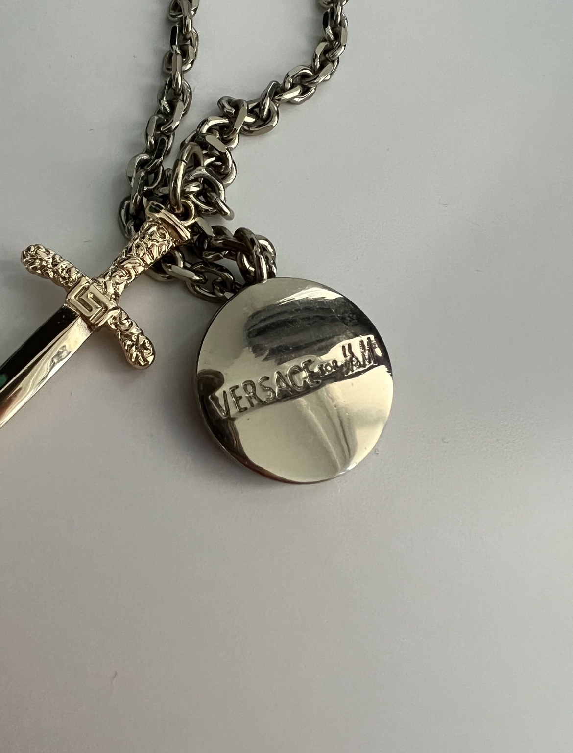 Versace Necklace image indicator(3)