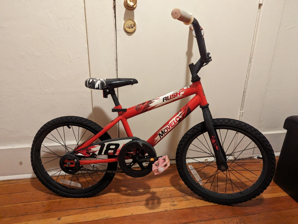 Child s Movelo Rush 18 Bike Karrot