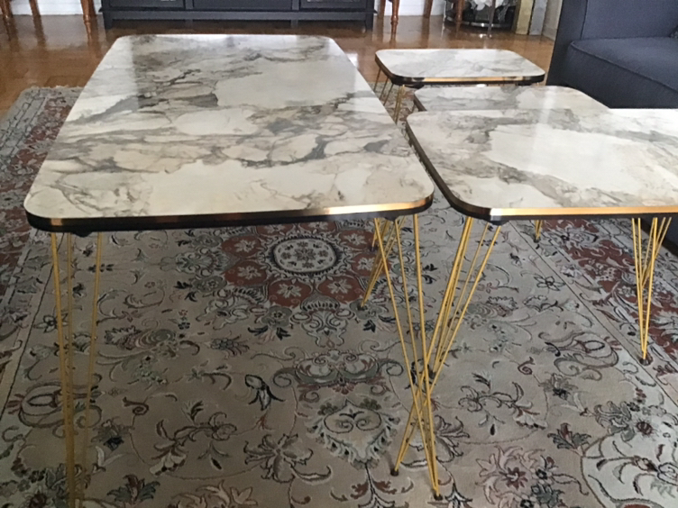 4 pieces centre and side table - photo 3