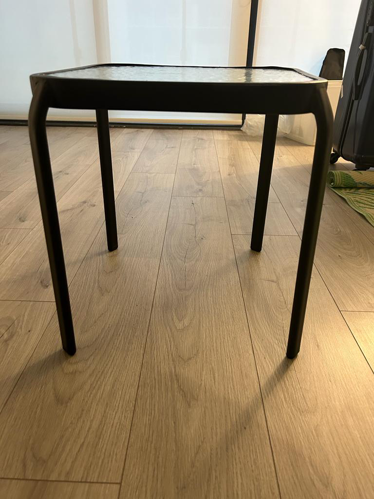 Table thumbnail