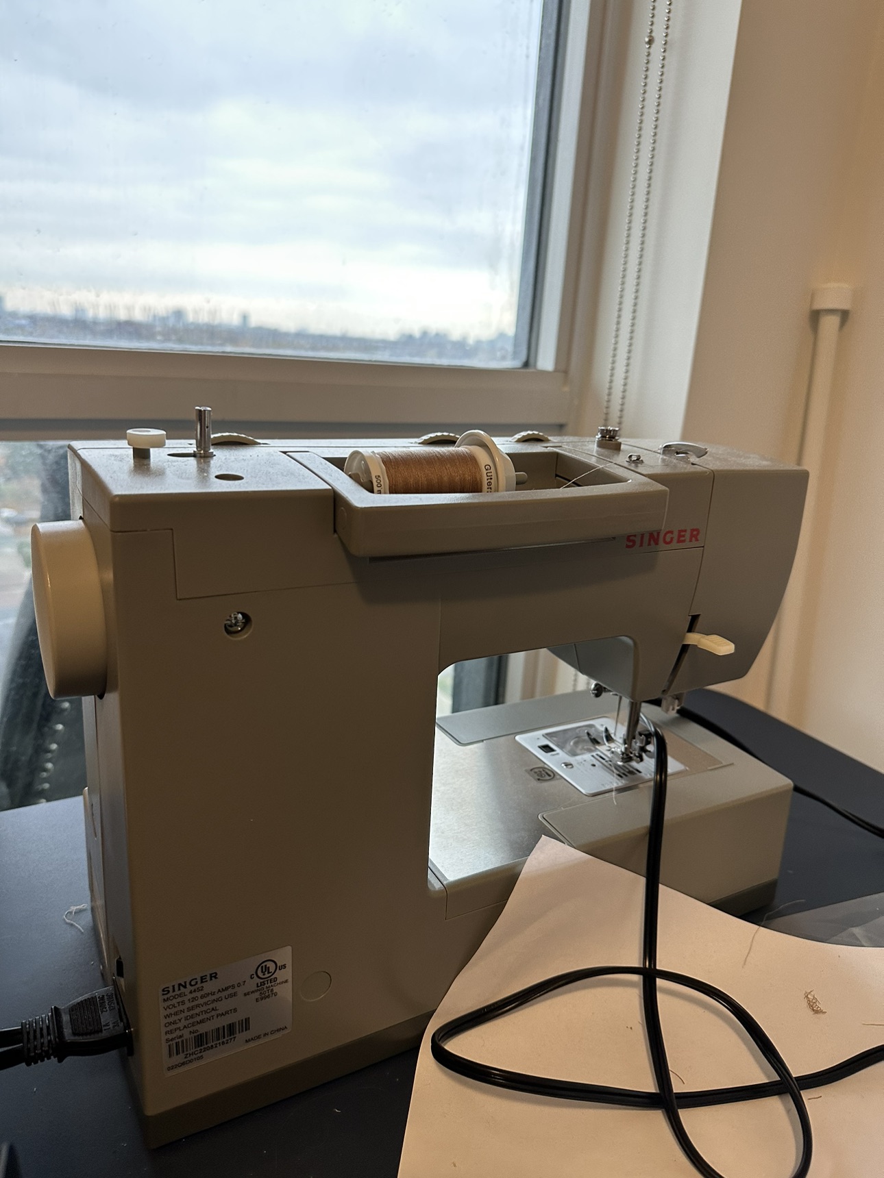 Singer Heavy Duty Sewing Machine - photo 2
