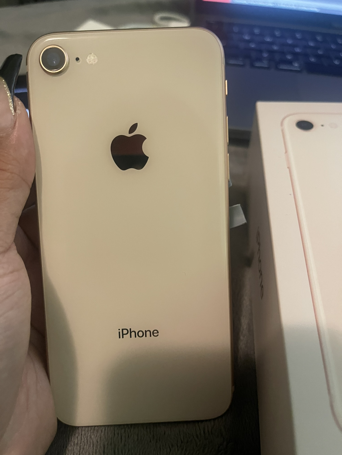 iPhone 8