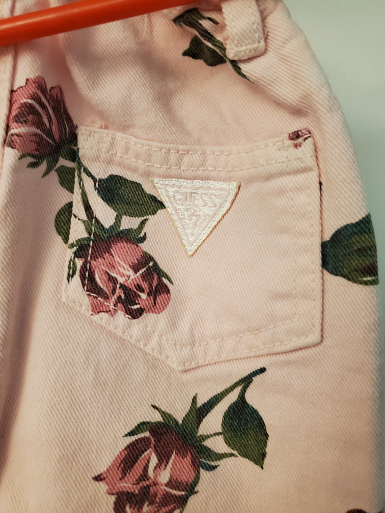 Guess brand - pink floral jeans size 18M image indicator(3)