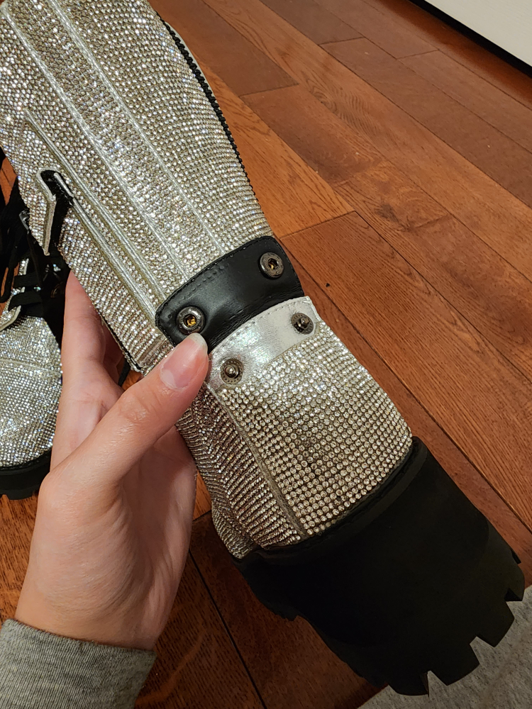 Billionaire Bling Boot image indicator(7)