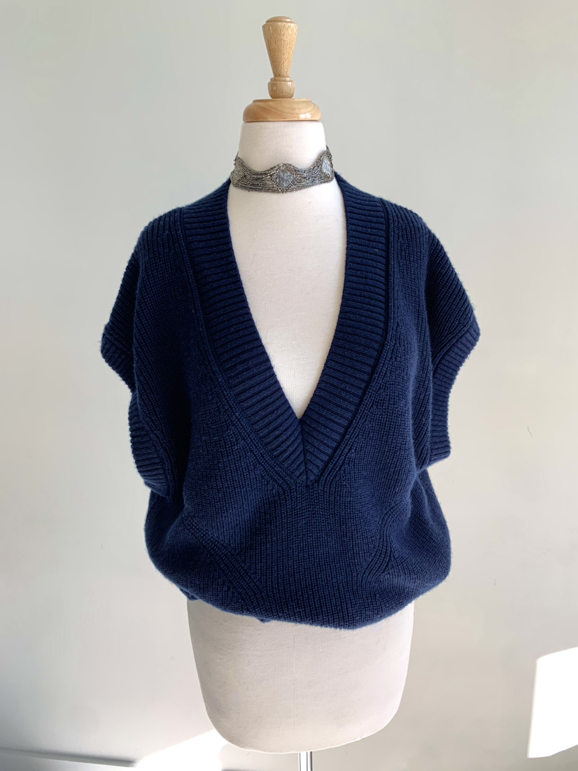 Cute oversized West size Small thumbnail