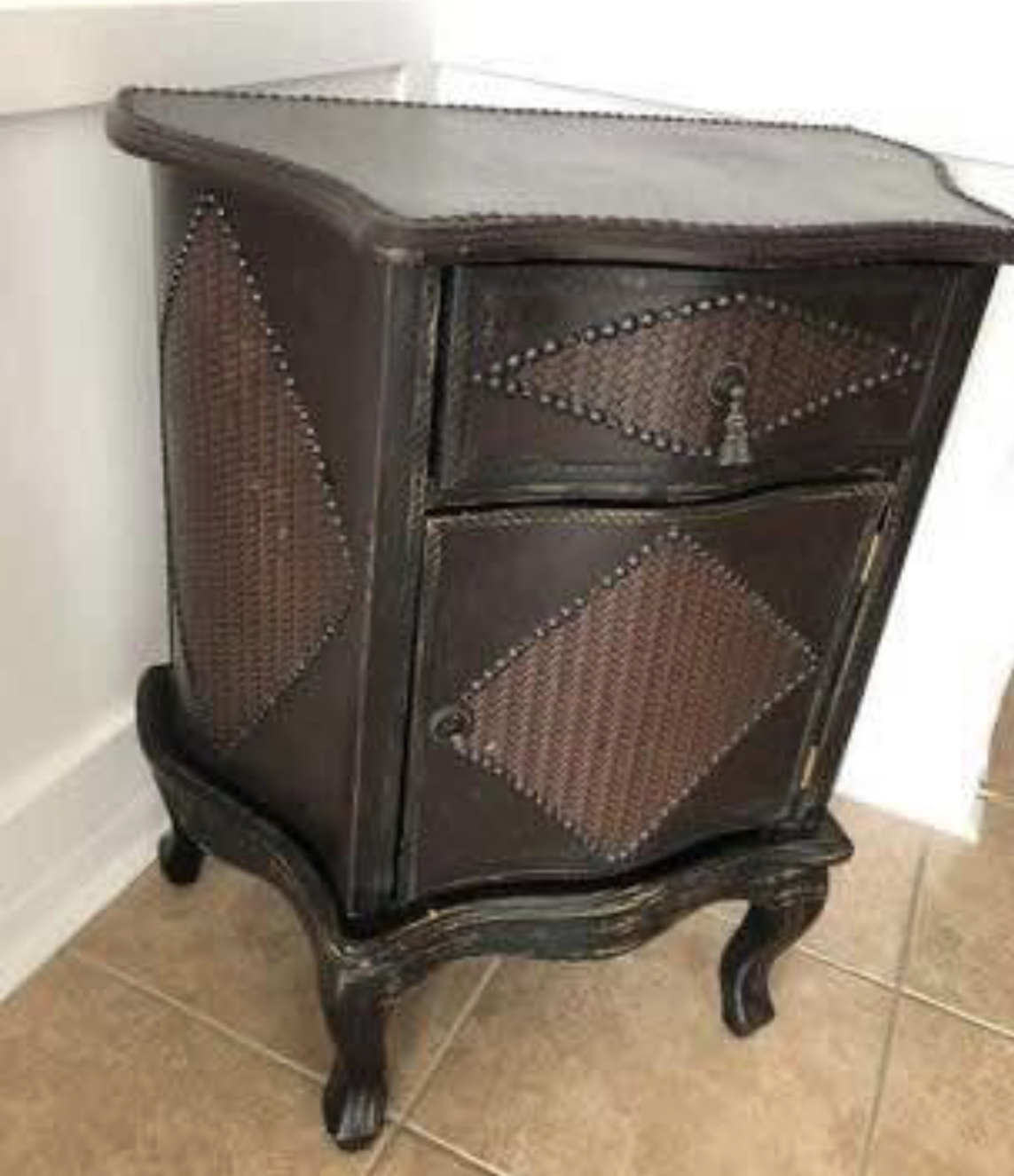 Antique cabinet/ side table - photo 2
