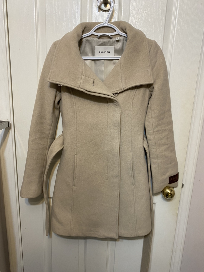 Aritzia - Babaton