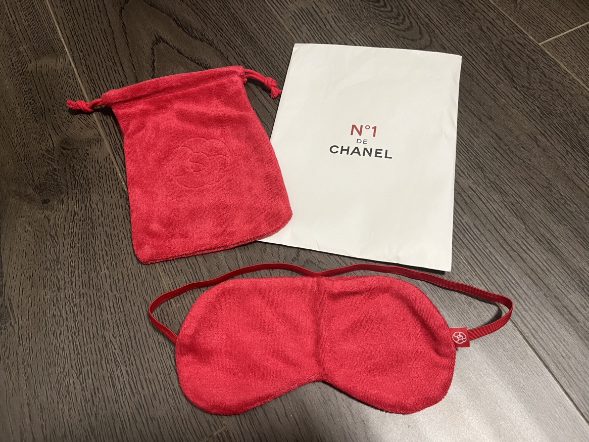 Chanel beauty no.1 red tote eye mask