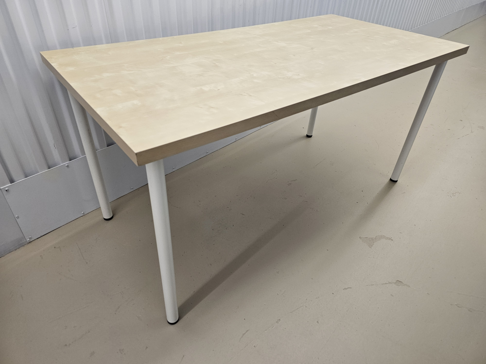 IKEA Table for Studying or Working with 4 Detachable Legs thumbnail