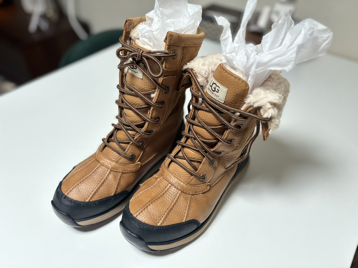 Ugg size 7