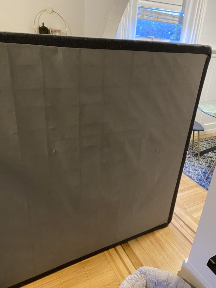 Free Queen box spring - photo 2
