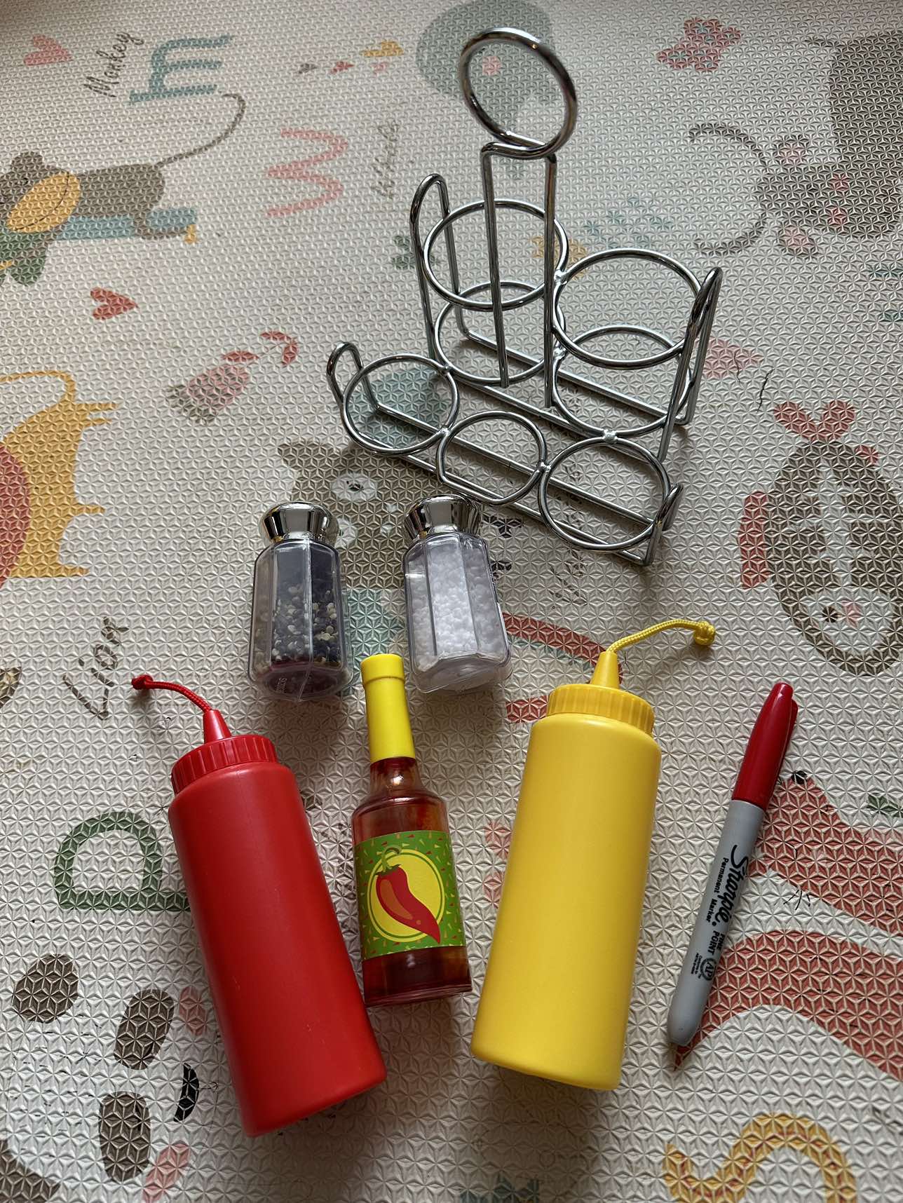 Pretend Play condiments thumbnail