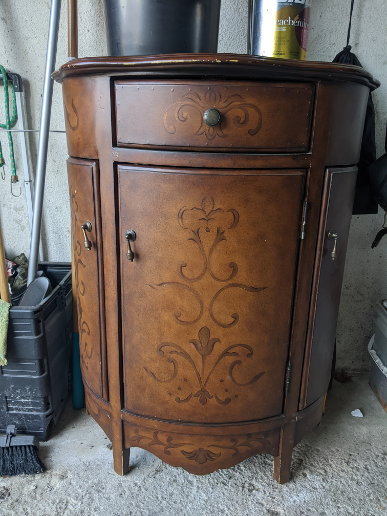 Cabinet for sale thumbnail
