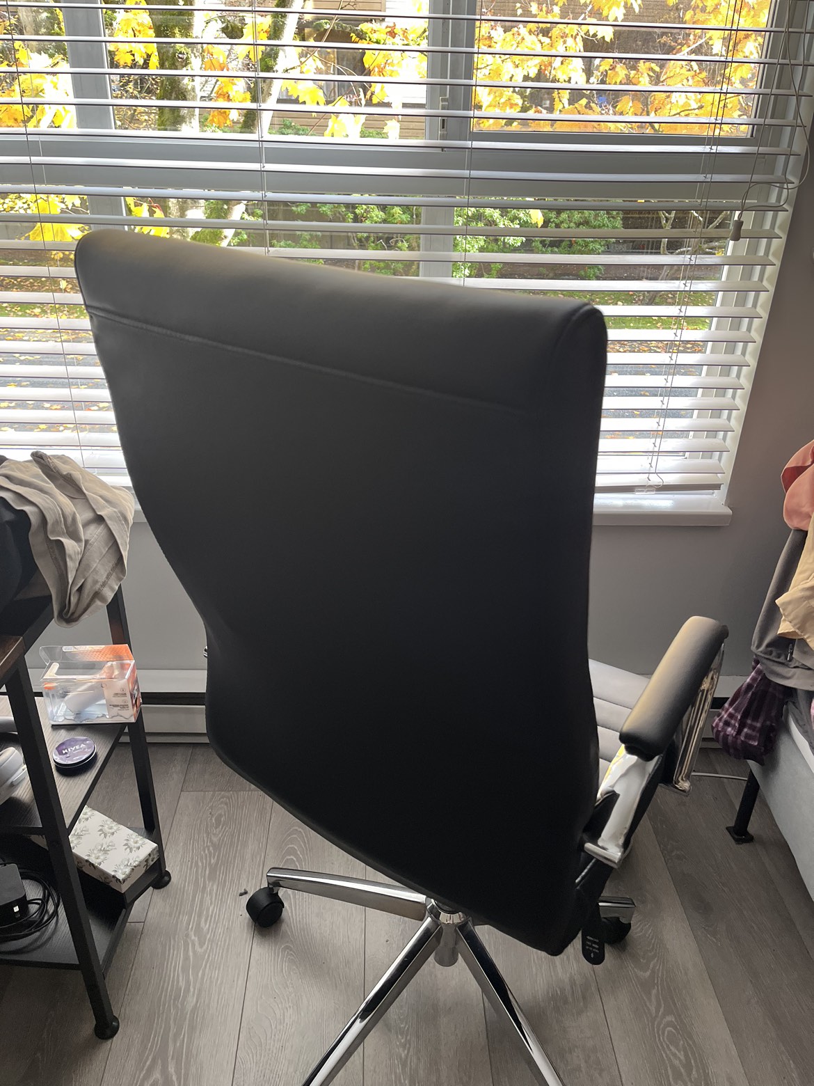 Staples Bentura Bonded Leather Manager chair Black - photo 4
