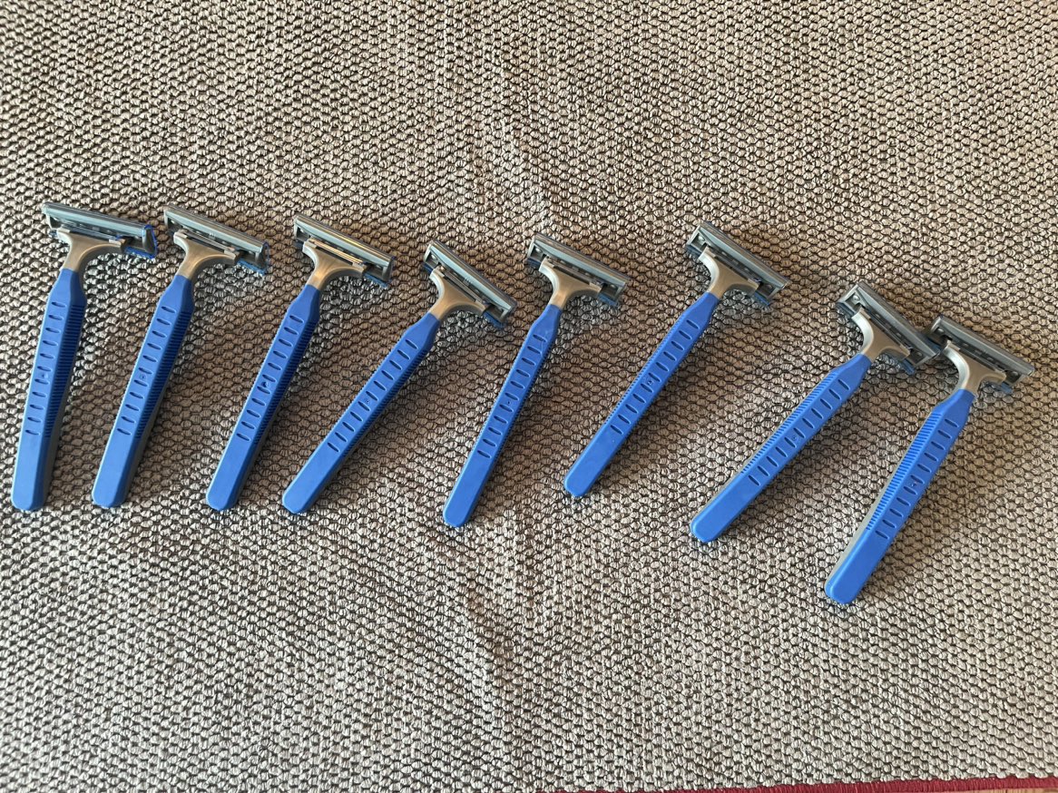 Unused Life Brand Shavers thumbnail