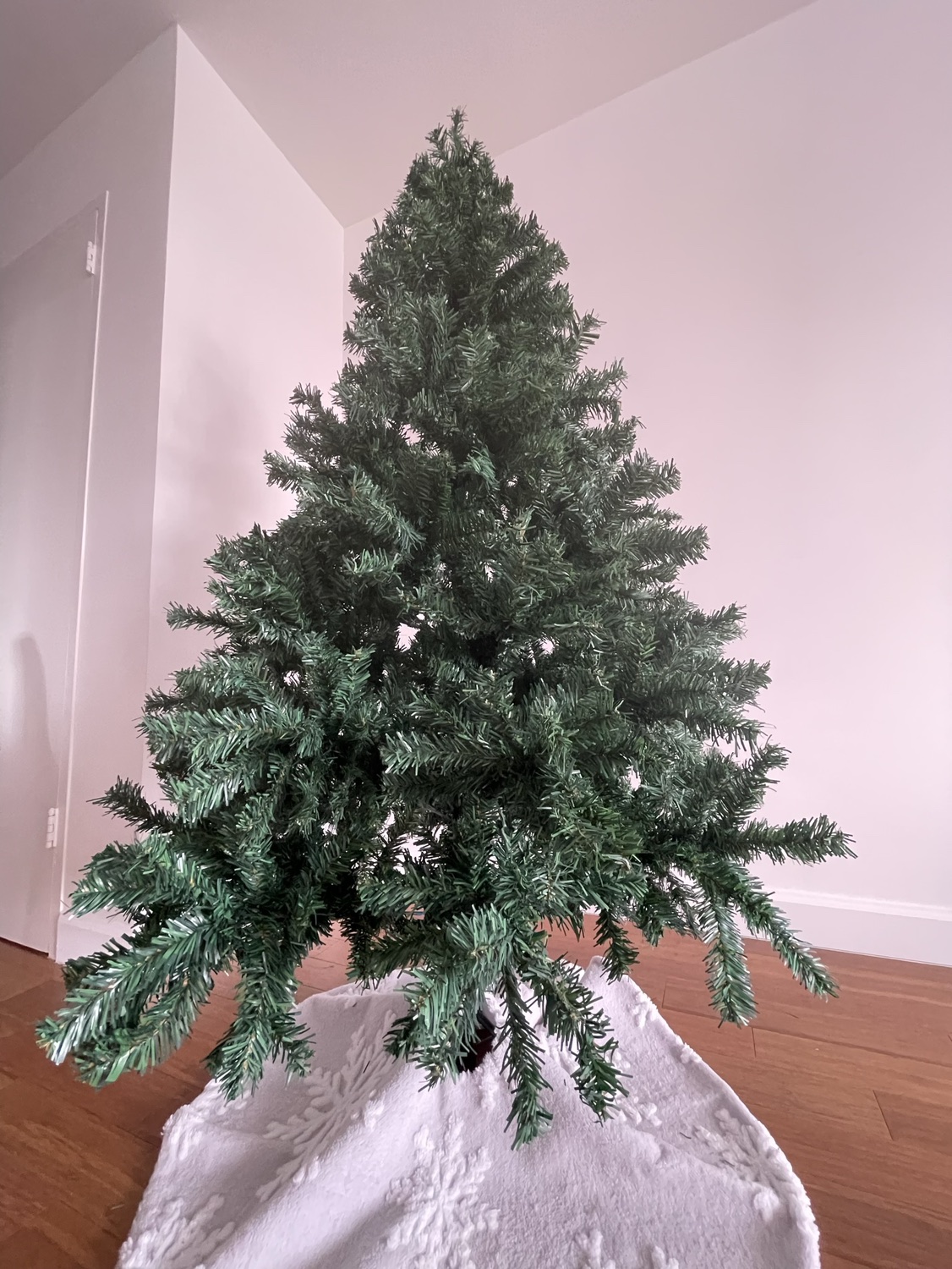 Artificial Christmas Tree, 6ft tall - photo 3