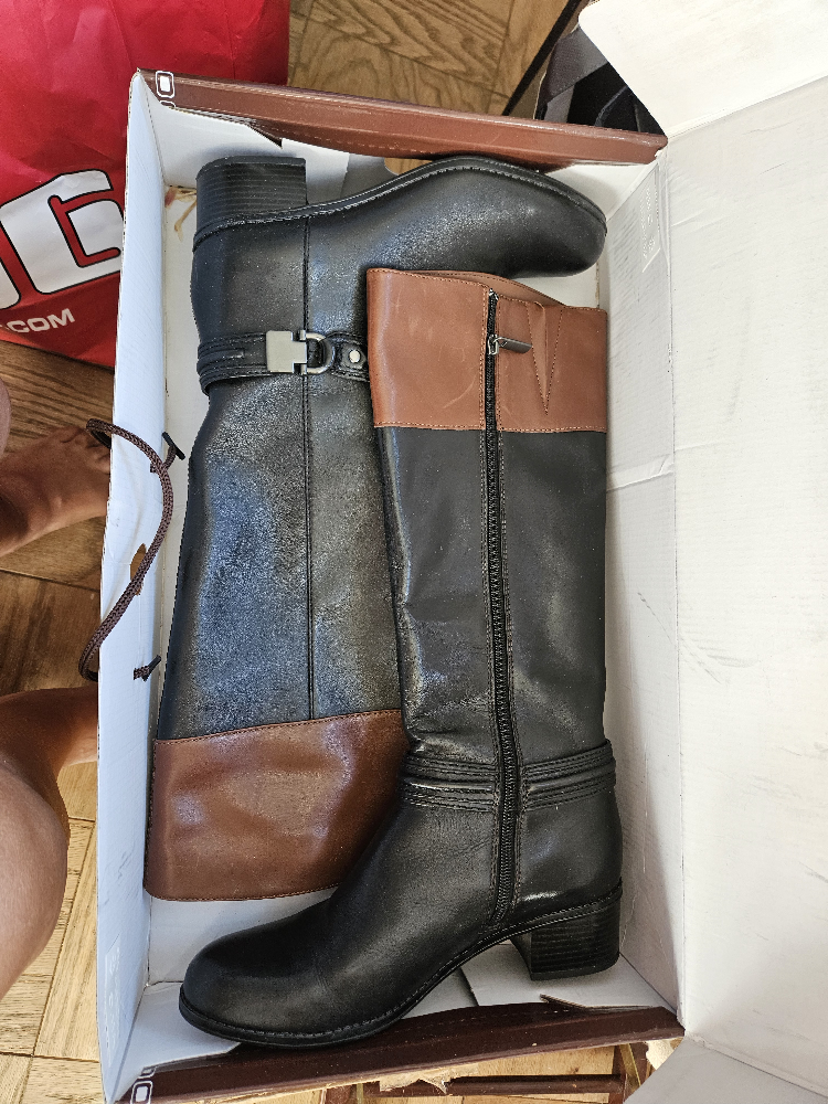 BOOTS...KNEE HIGH LEATHER image indicator(2)