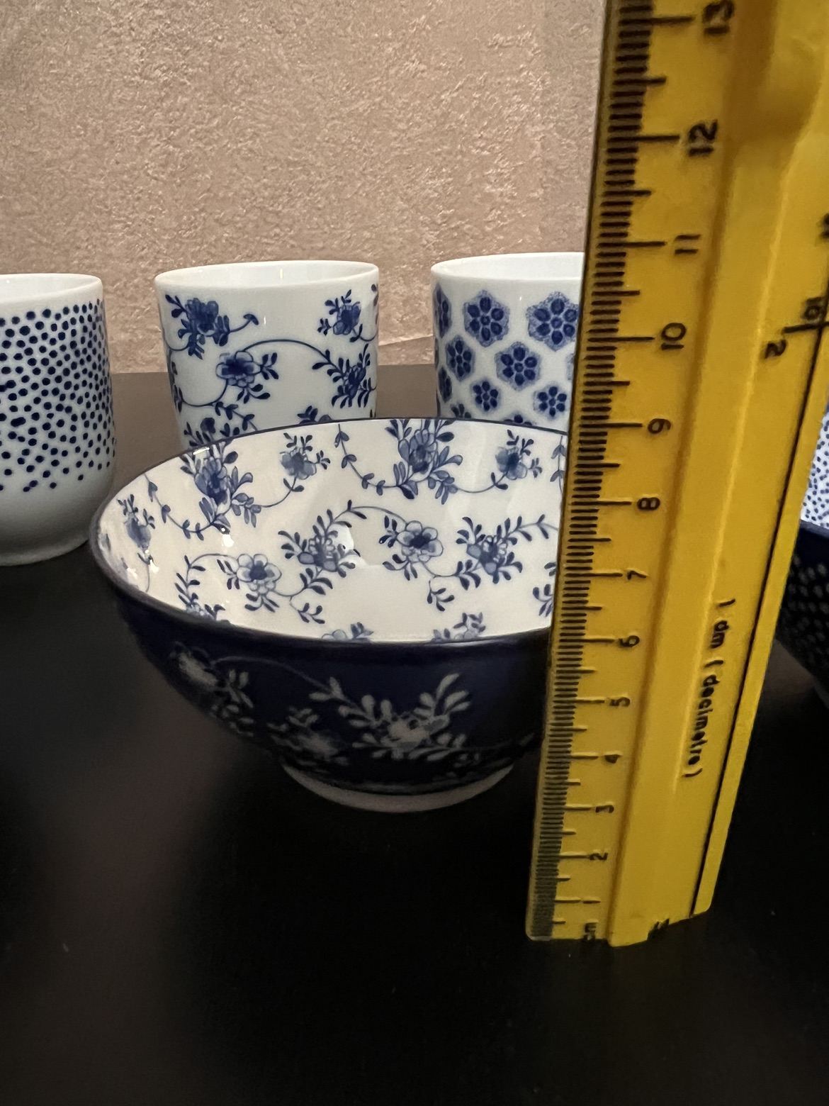 Brand new set of 10 bowls + more FREE bowls and plates image indicator(10)