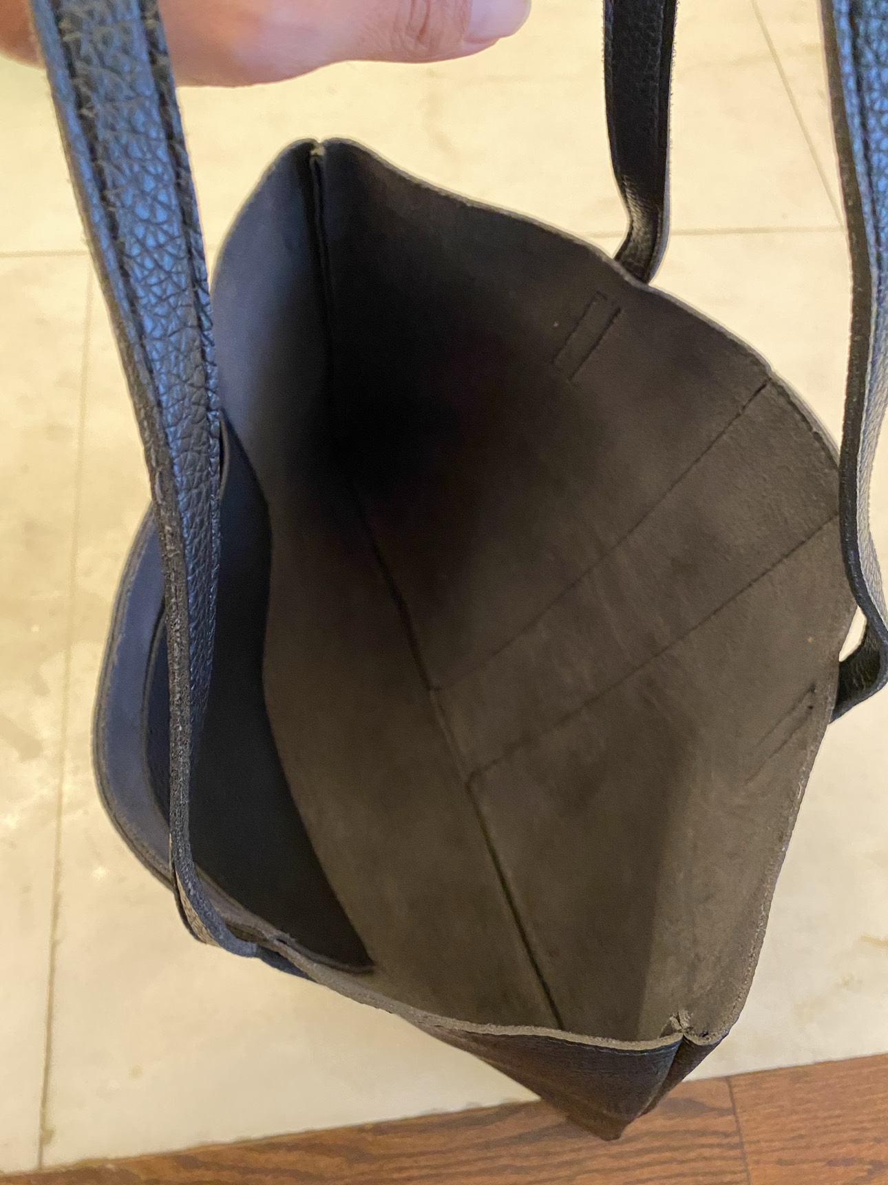 Vince Camuto Tote Bag image indicator(2)