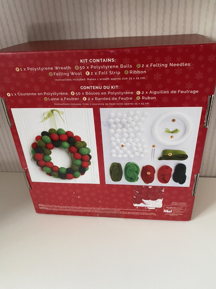 Wreath Making Kit image indicator(2)