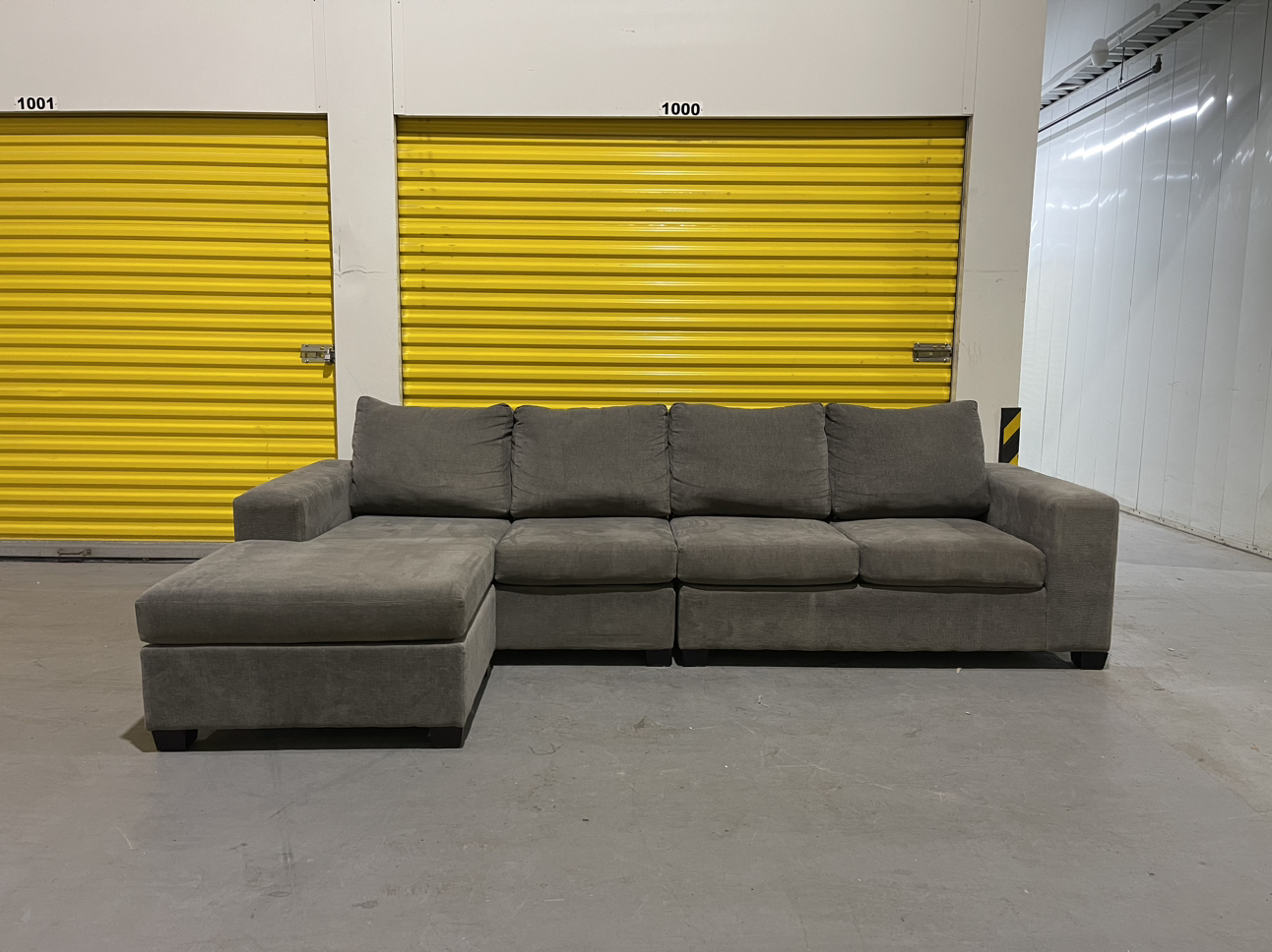 FREE DELIVERY | Big Comfy Reversible Sectional