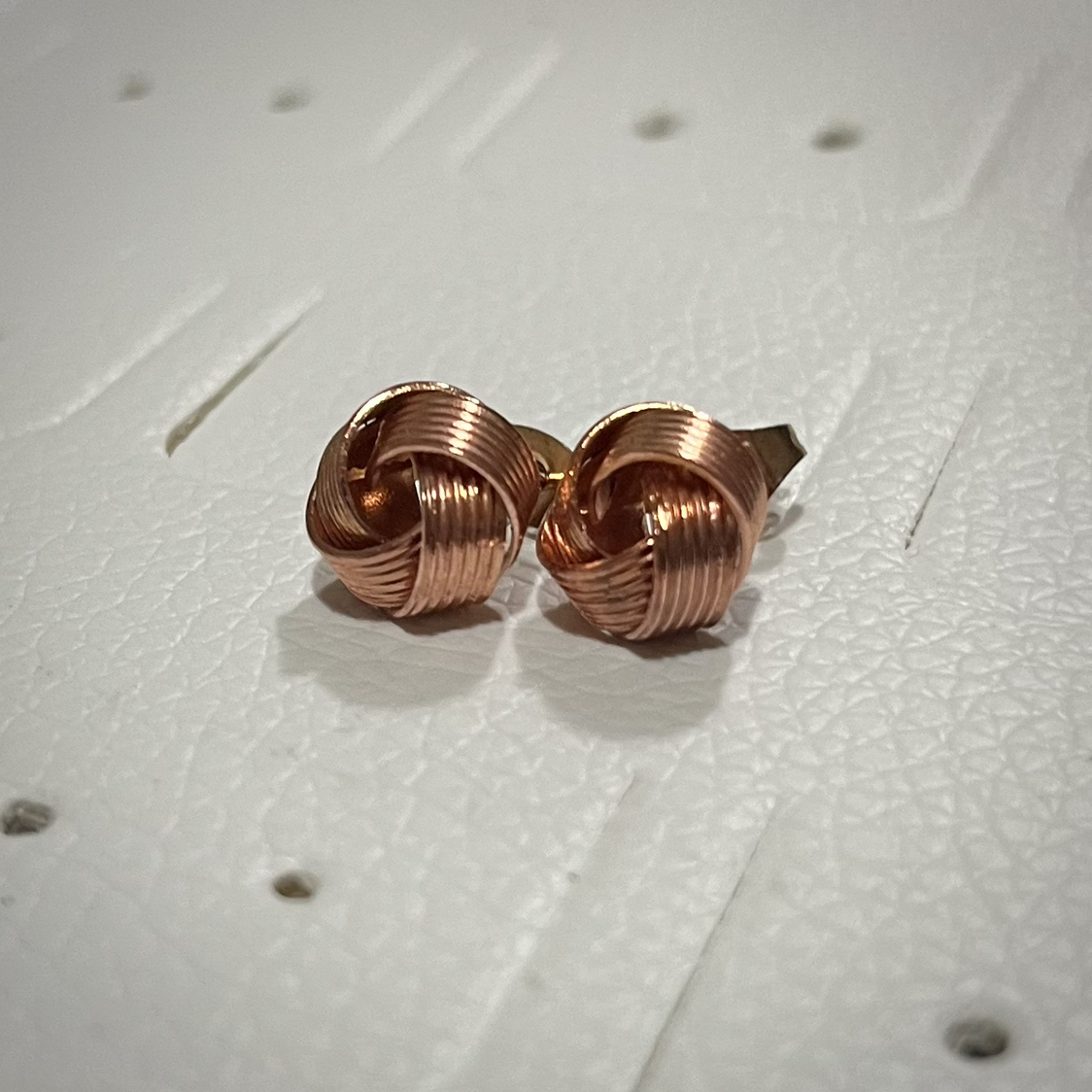 Women’s Earnings #freecycle image indicator(2)