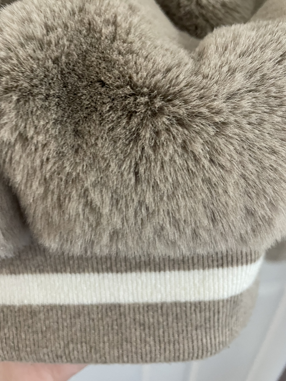 Faux Fur/Fluffy Jersey Jacket - photo 4